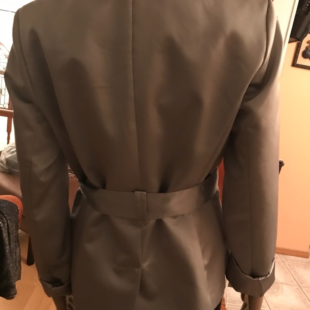 Blazer - Picture 3 of 6
